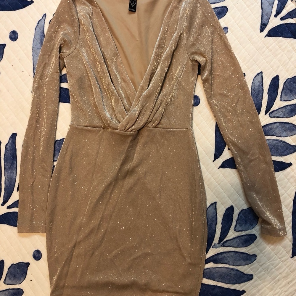 Elegant gold glitter Long Sleeve Dress medium
